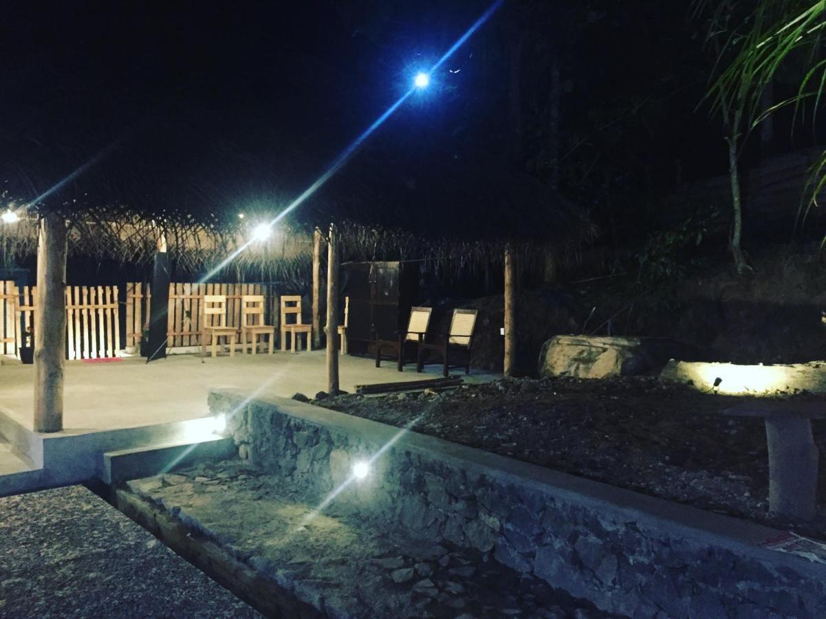 A Pousada Bunk 15 Hiriketiya Dikwella Exterior foto